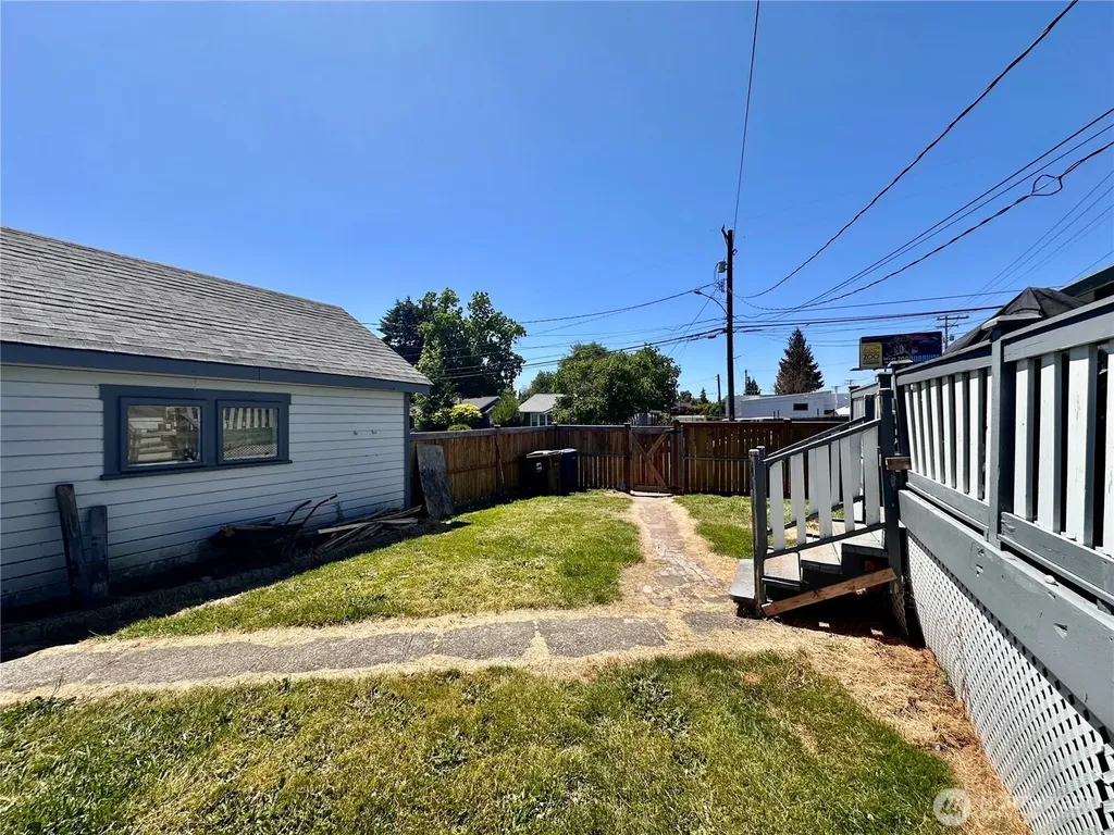 1120 S 56th Street Tacoma WA 98408