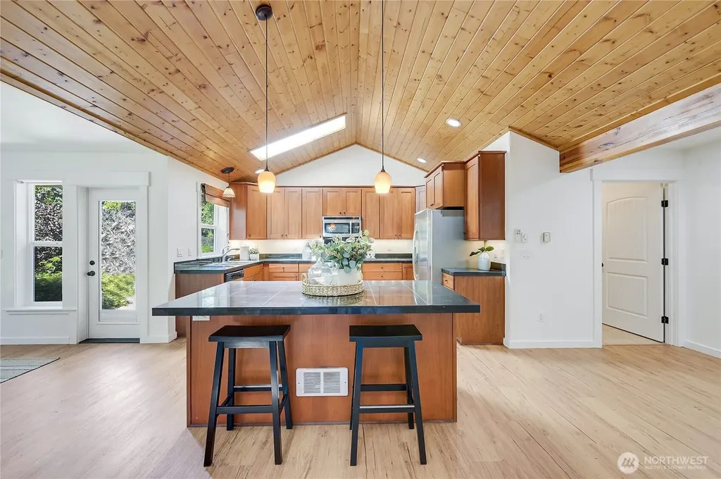 22 And 31 Pebble Lane Port Townsend WA 98368
