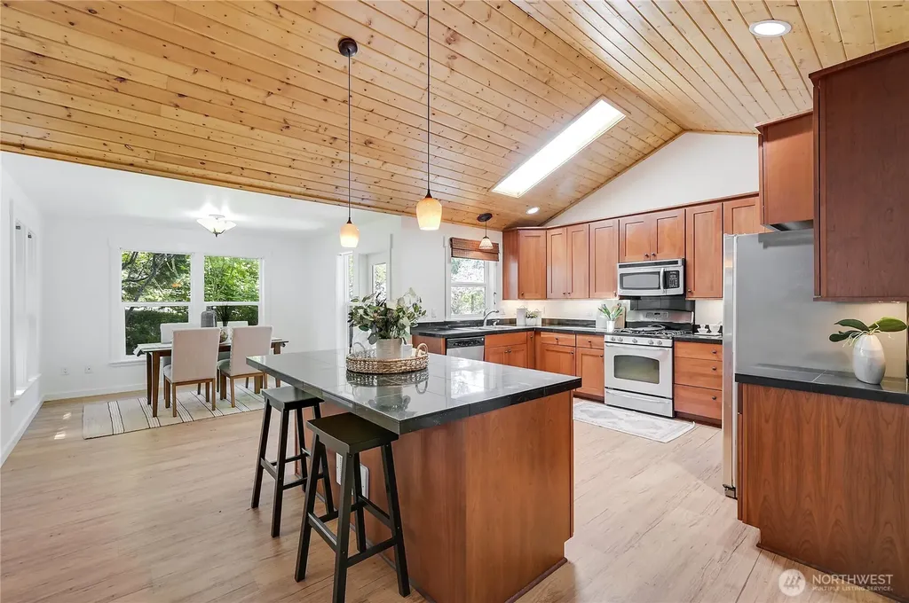 22 And 31 Pebble Lane Port Townsend WA 98368
