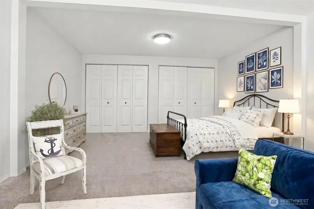 14300 32nd Avenue NE Seattle WA 98125