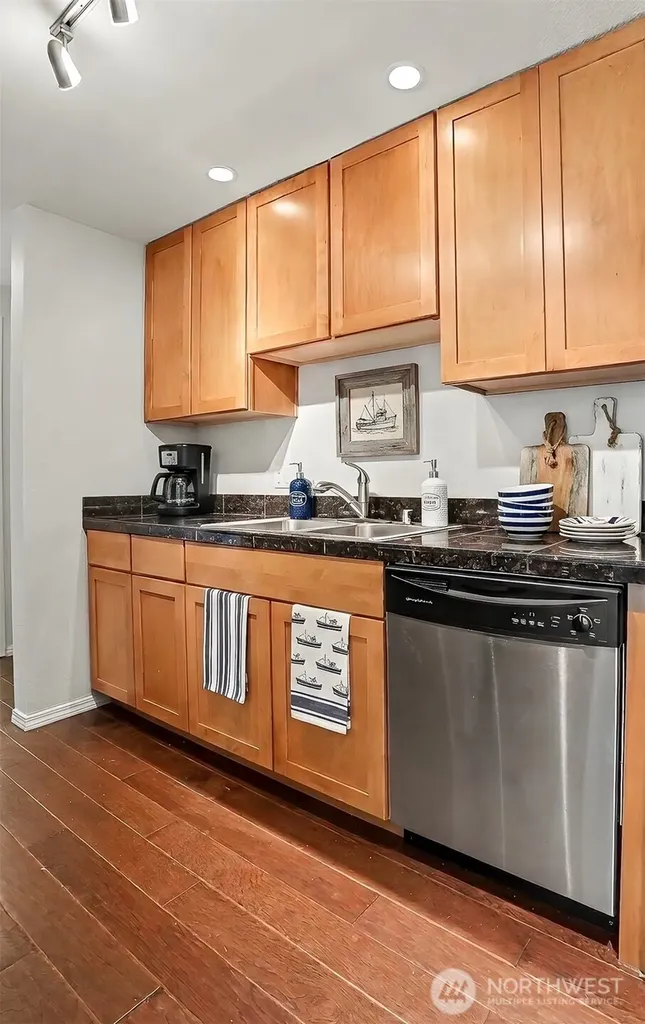 14300 32nd Avenue NE Seattle WA 98125