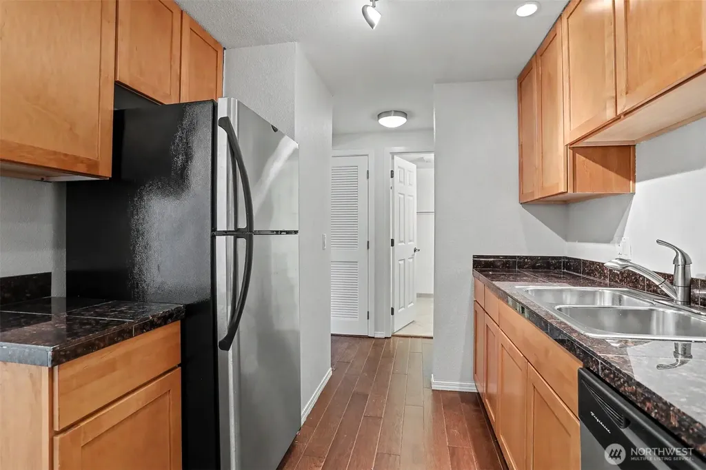 14300 32nd Avenue NE Seattle WA 98125