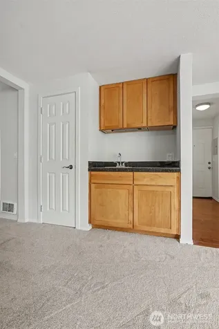 14300 32nd Avenue NE Seattle WA 98125