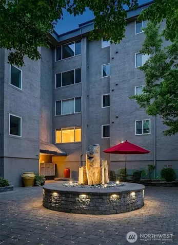 14300 32nd Avenue NE Seattle WA 98125