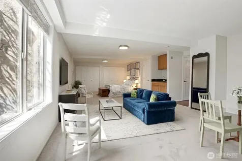 14300 32nd Avenue NE Seattle WA 98125