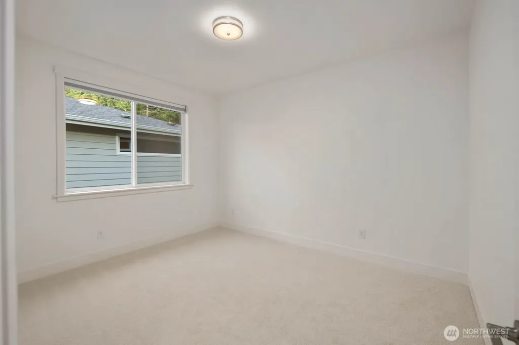 13427 Edmunds Parkway E Bonney Lake WA 98391
