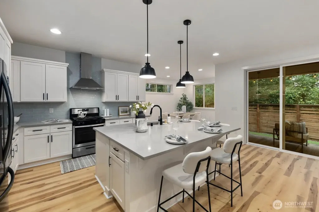 13427 Edmunds Parkway E Bonney Lake WA 98391