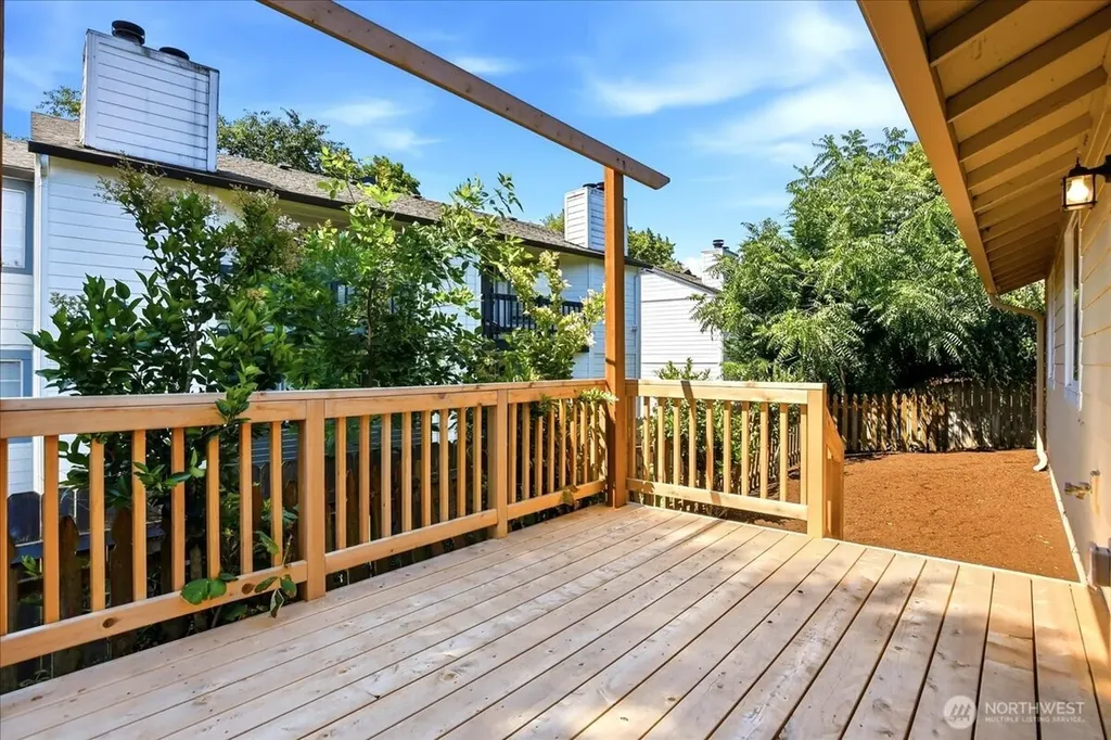 8272 NE Snowberry Loop Vancouver WA 98664