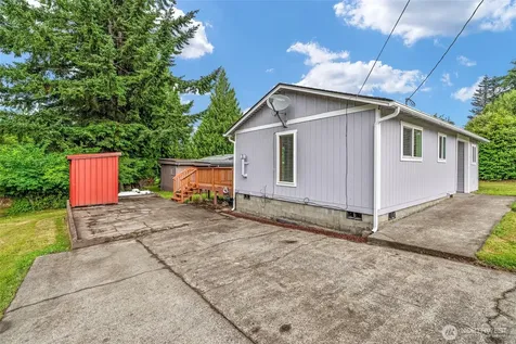 175 Jacobson Road Cathlamet WA 98612
