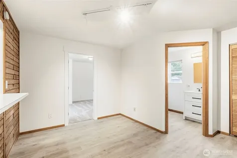 175 Jacobson Road Cathlamet WA 98612