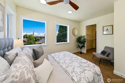 330 NE Elk Place Seattle WA 98115
