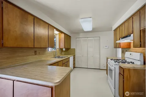 10520 20th Street SE Lake Stevens WA 98258