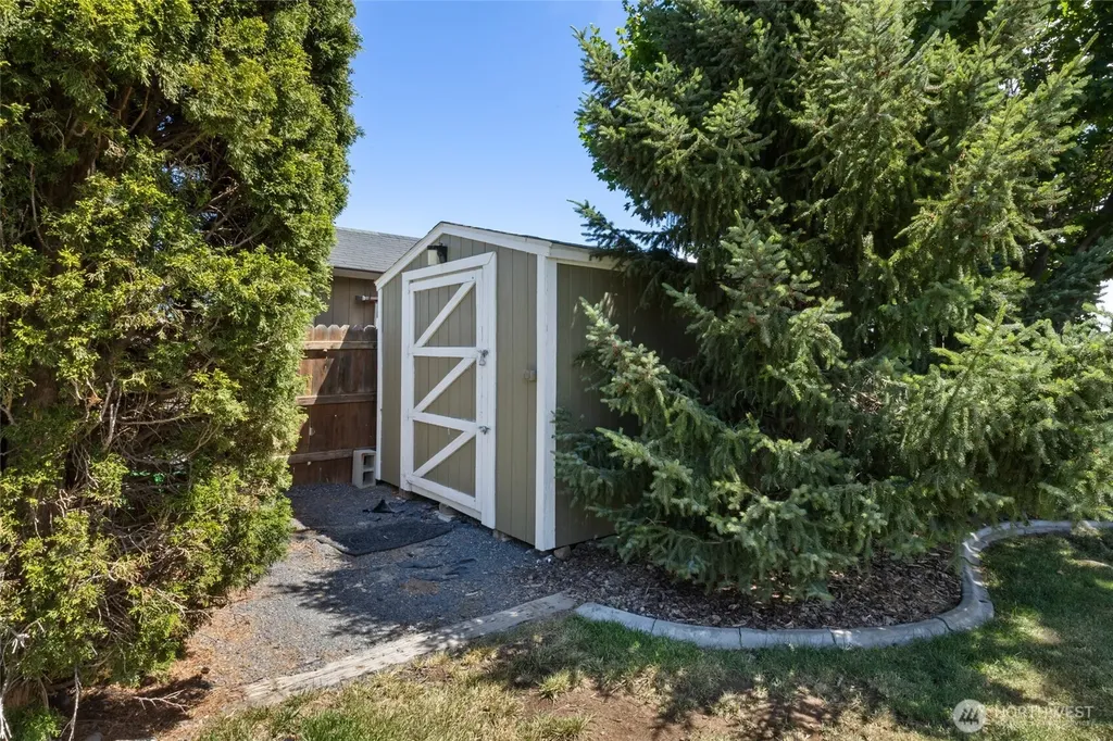 2125 Perch Avenue Moses Lake WA 98837