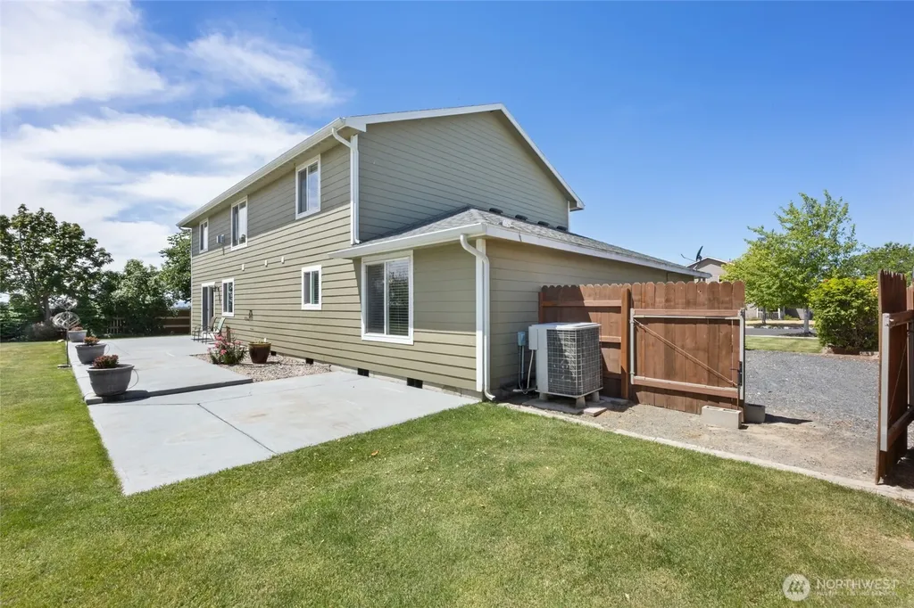 2125 Perch Avenue Moses Lake WA 98837