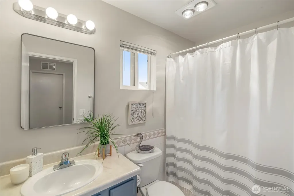 2429 104th Avenue SE Lake Stevens WA 98258