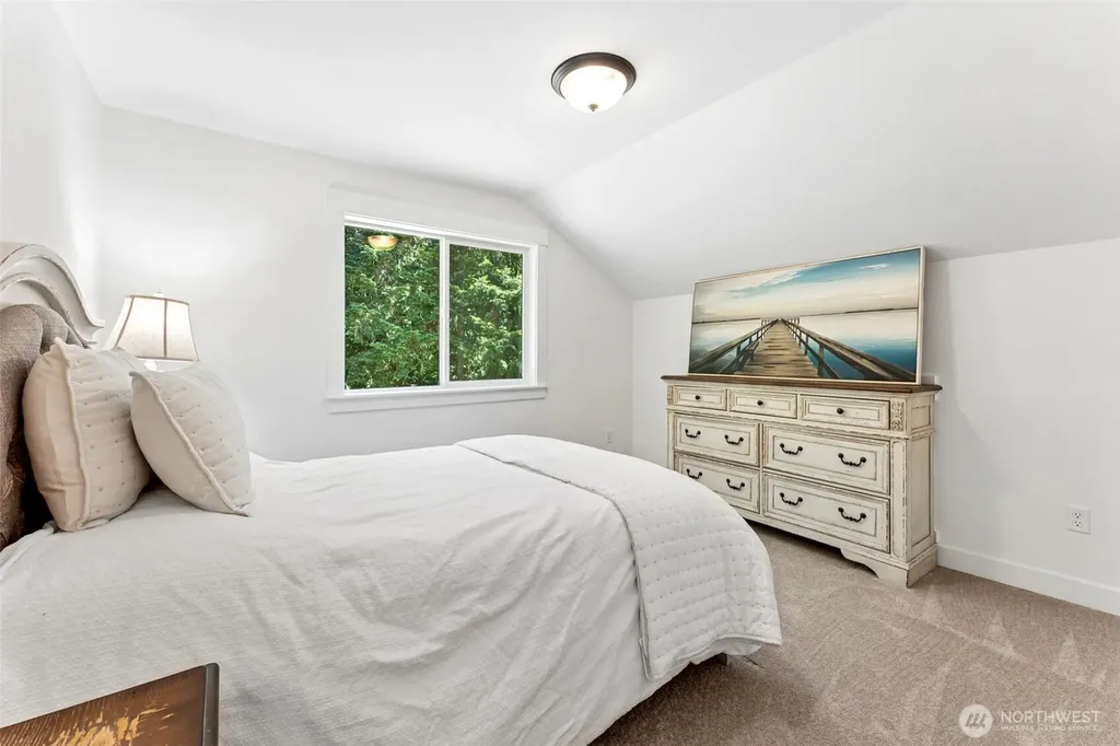 10360 Brownsville Highway NE Poulsbo WA 98370