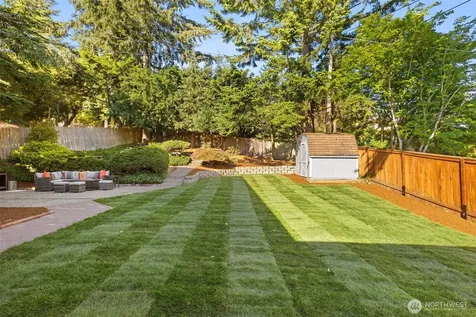 12112 25th Ave SW Burien WA 98146