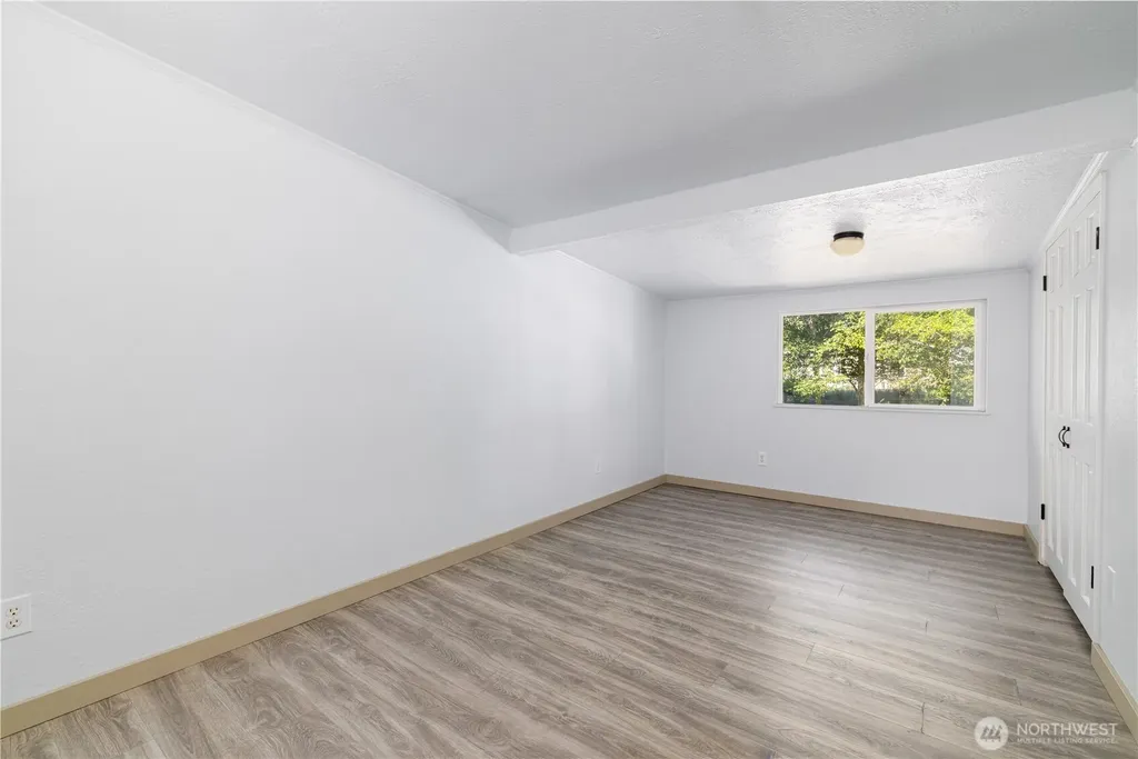 301 E Lakeshore Drive W Shelton WA 98584
