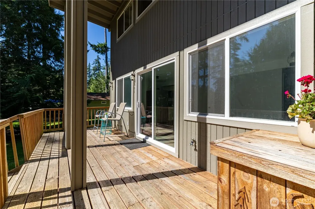 301 E Lakeshore Drive W Shelton WA 98584