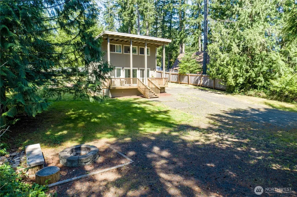 301 E Lakeshore Drive W Shelton WA 98584