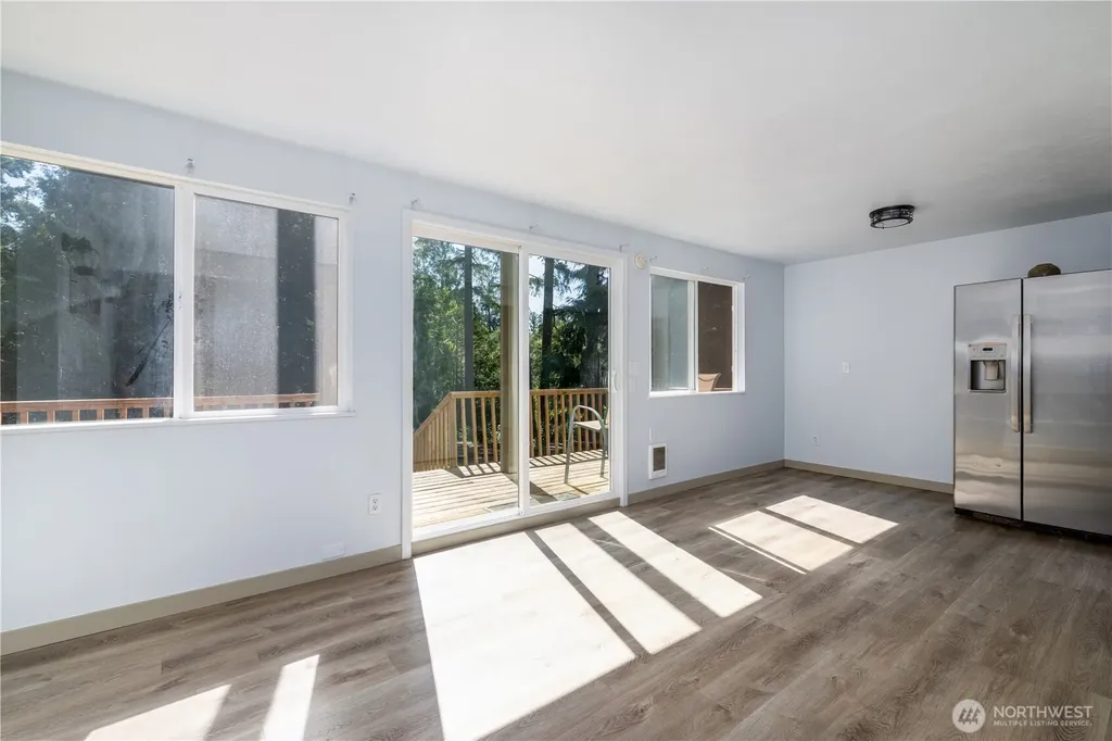 301 E Lakeshore Drive W Shelton WA 98584