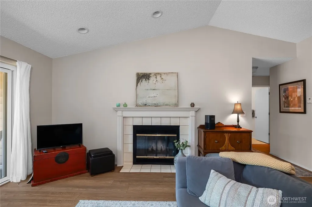 1311 N Highlands Parkway Tacoma WA 98406
