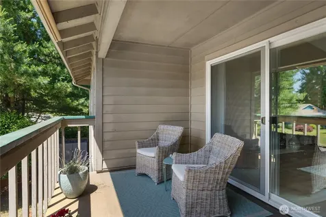 1311 N Highlands Parkway Tacoma WA 98406