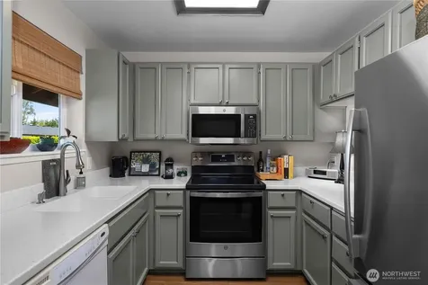 1311 N Highlands Parkway Tacoma WA 98406