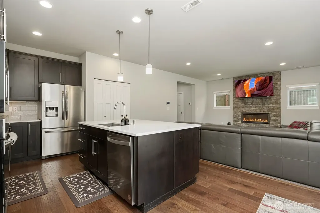 1227 199th Street SE Bothell WA 98012