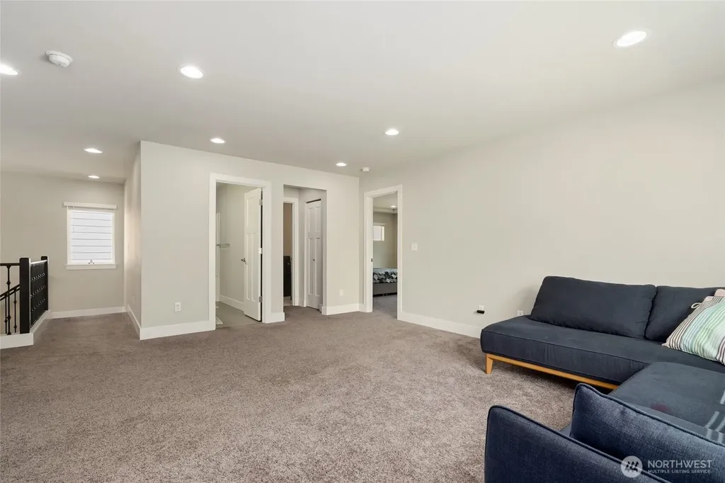 1227 199th Street SE Bothell WA 98012