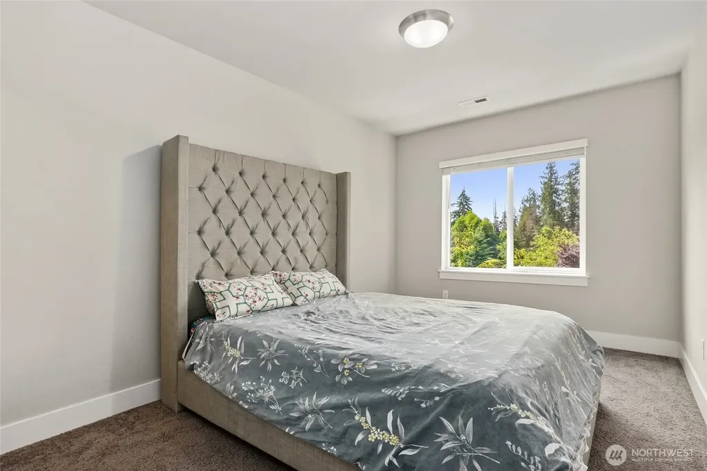 1227 199th Street SE Bothell WA 98012