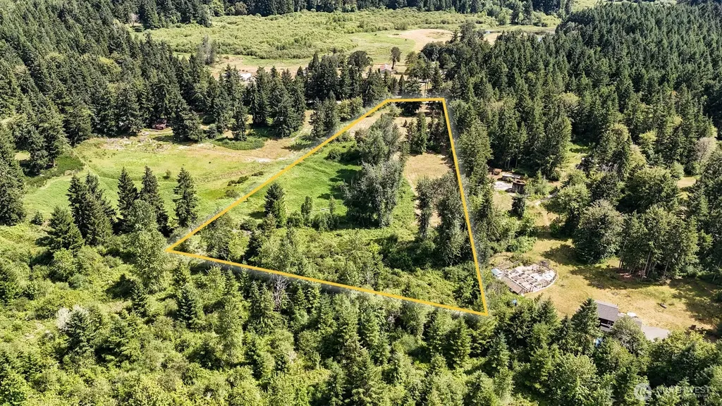 21842 Elbow Lake Road SE Yelm WA 98597