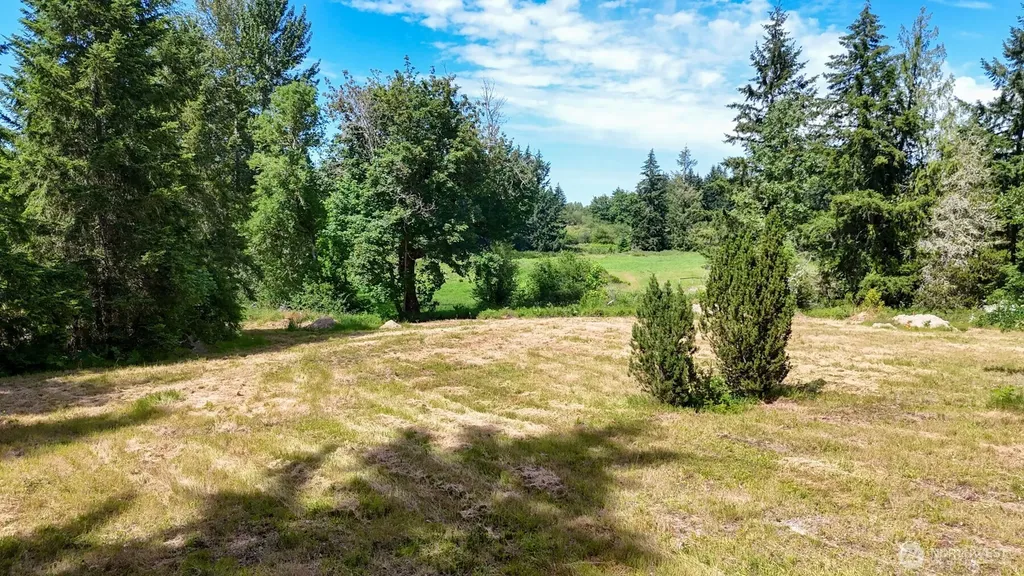 21842 Elbow Lake Road SE Yelm WA 98597