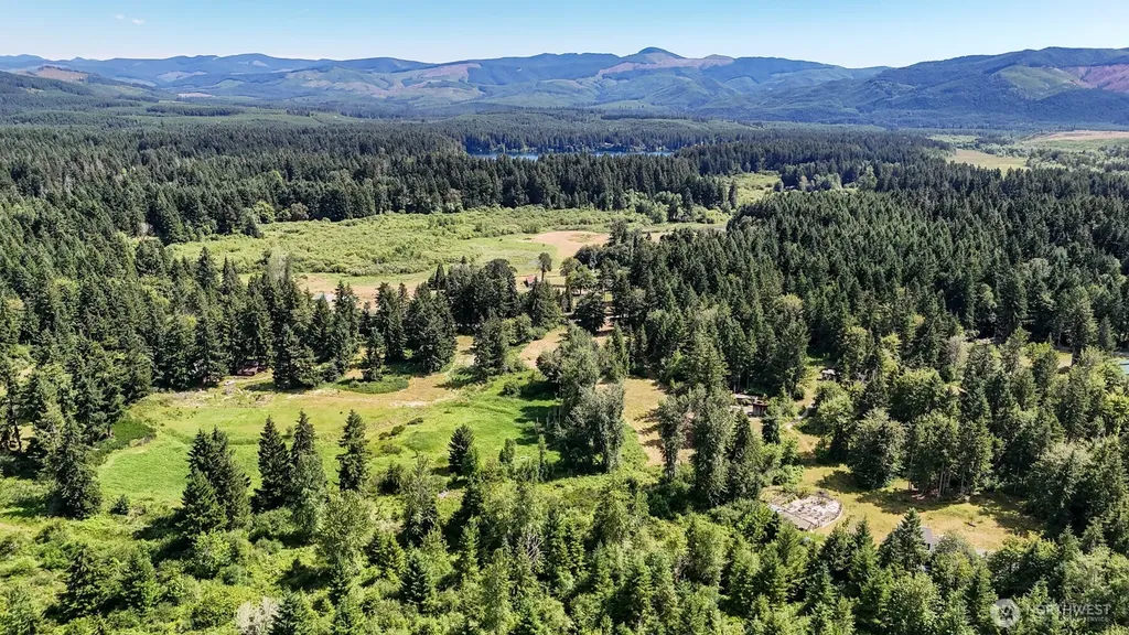 21842 Elbow Lake Road SE Yelm WA 98597