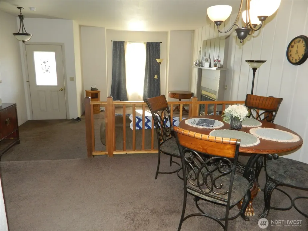 16 Orchard Loop S Tonasket WA 98855