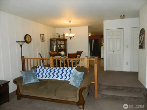 16 Orchard Loop S Tonasket WA 98855