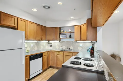 9517 35th Avenue NE Seattle WA 98115