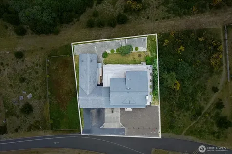 1408 E Ocean Shores Boulevard SW Ocean Shores WA 98569