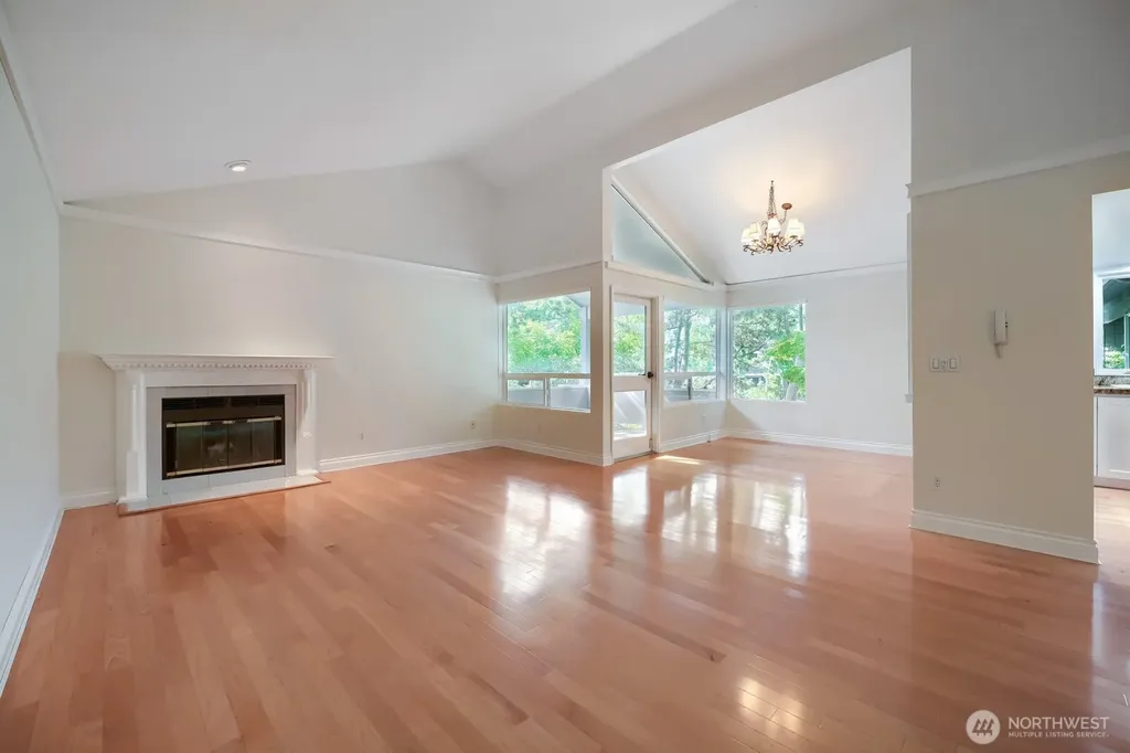 1220 6th Avenue S Edmonds WA 98020