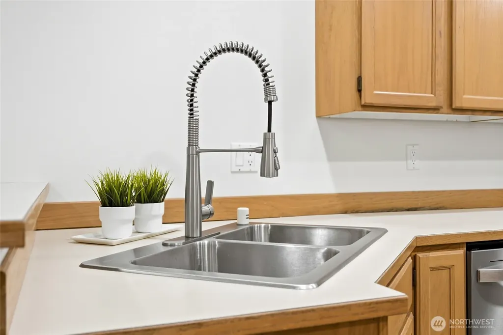 4832 165th Place SW Edmonds WA 98026