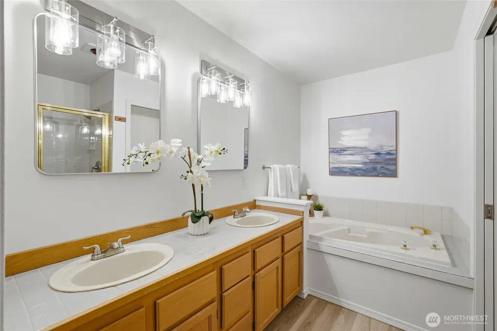 4832 165th Place SW Edmonds WA 98026