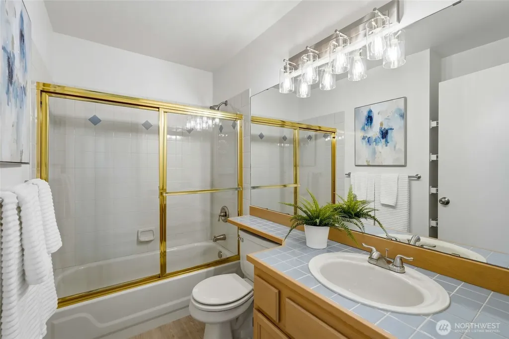 4832 165th Place SW Edmonds WA 98026