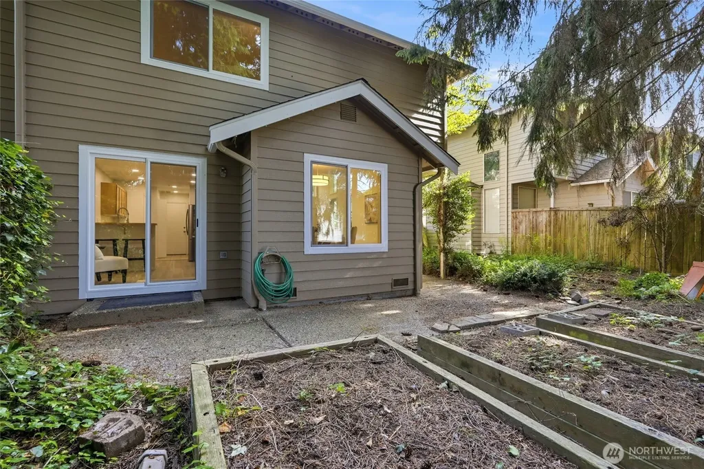 4832 165th Place SW Edmonds WA 98026