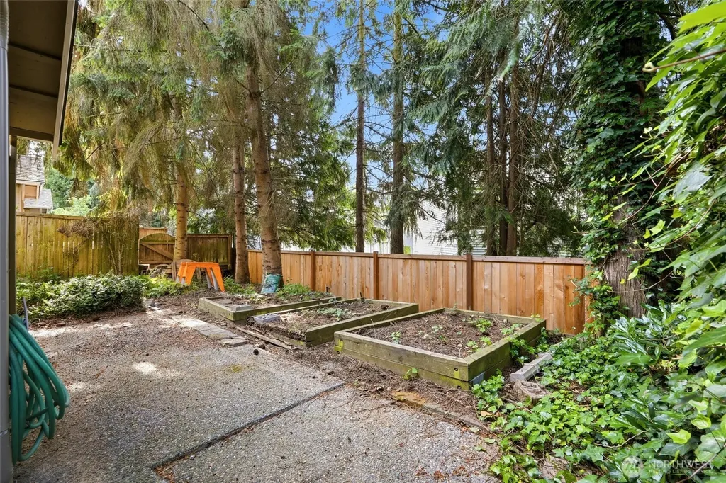 4832 165th Place SW Edmonds WA 98026