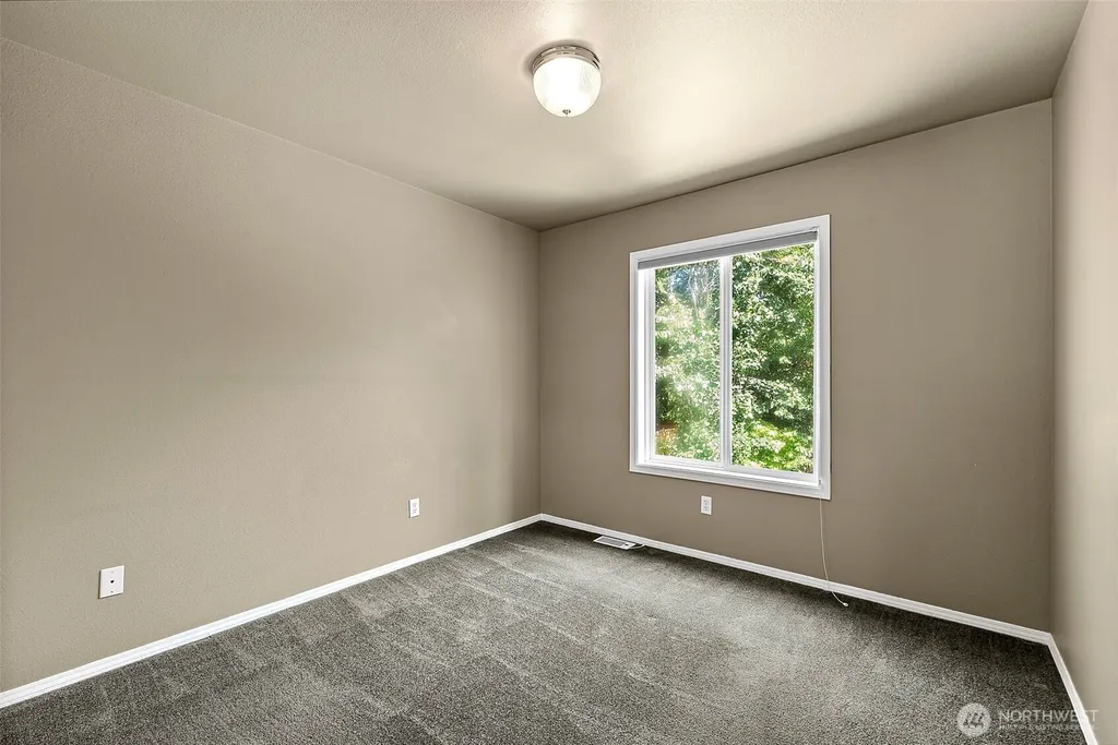1322 Farwell Avenue NW Olympia WA 98502