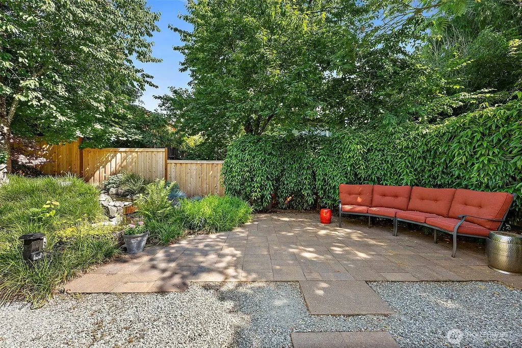 1322 Farwell Avenue NW Olympia WA 98502