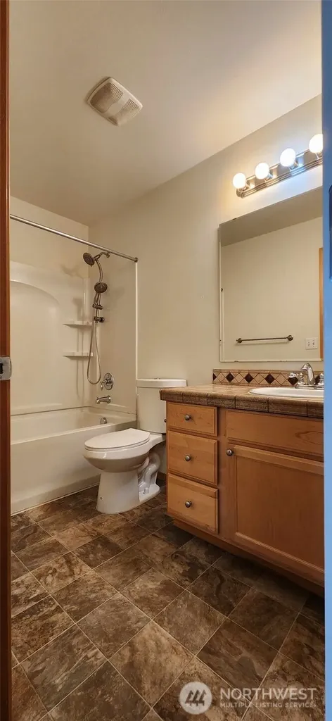 12956 NE 200th Place Woodinville WA 98072