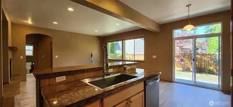 12956 NE 200th Place Woodinville WA 98072