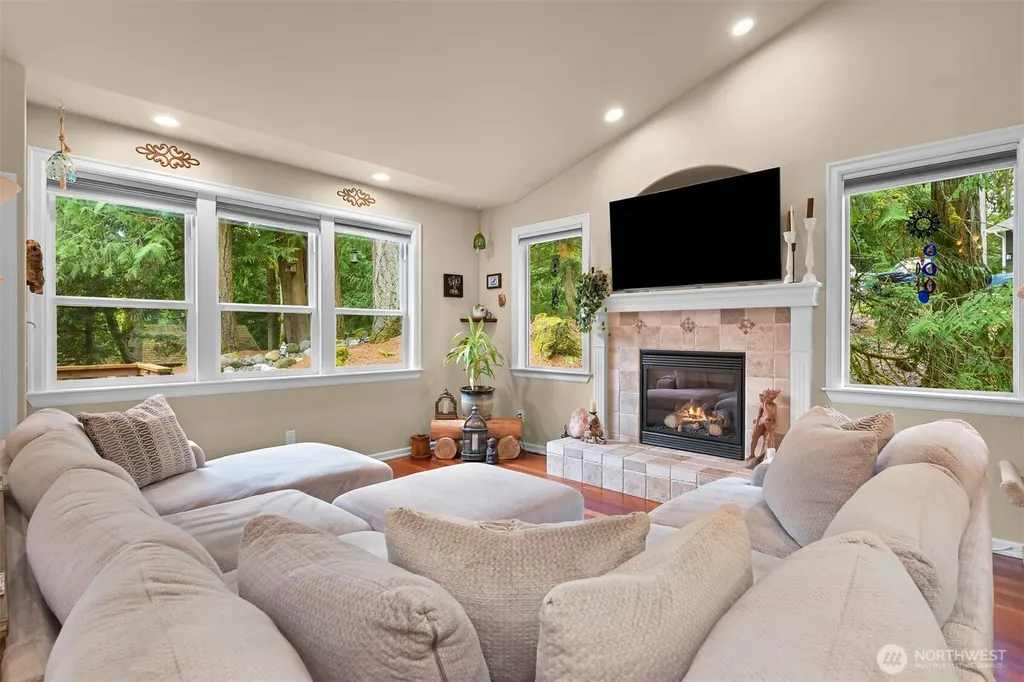 4 Indian Ridge Court Bellingham WA 98229