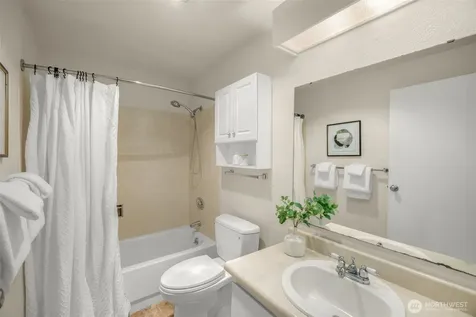 204 Mountain Park Boulevard SW Issaquah WA 98027